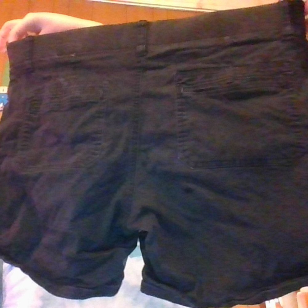 Riders by Lee Mid-rise shorts (Black) SIze 16 MiA few smalsses